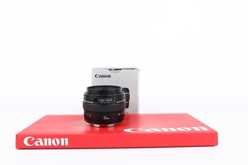 Canon 50mm usm 2 anni - +,