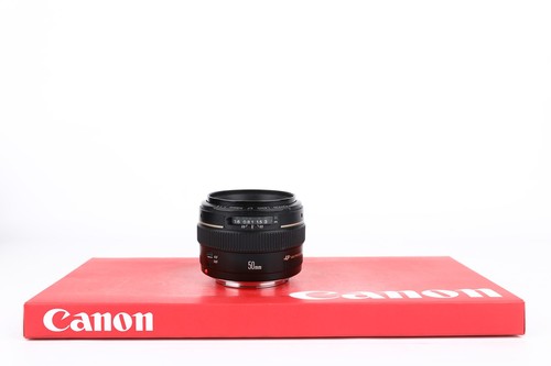 Canon 50mm usm 2 anni - 50mm, f1.4