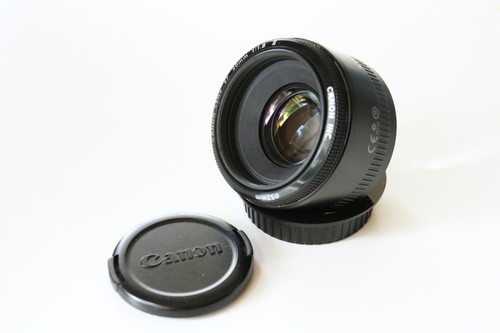 Canon 50mm ii per - f1.8,