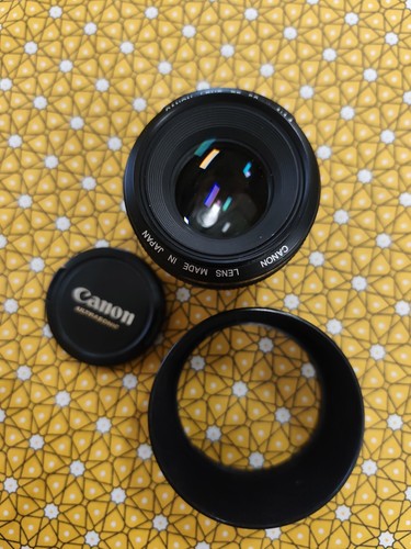 Canon 50mm 4 - 50mm, f/1.4